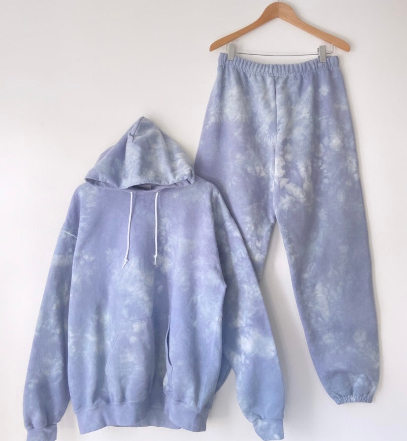 CLOUDY Sweatsuit Set